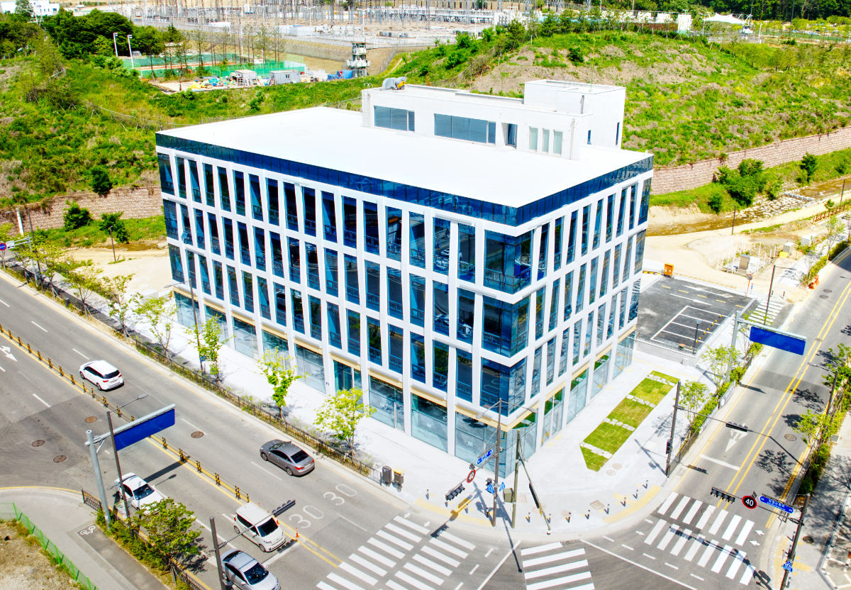 32067045_8Rhzl0uJ_9d9068f7ab40920c4d1c5e1757a579a26bc98536.jpg 이미지크게보기