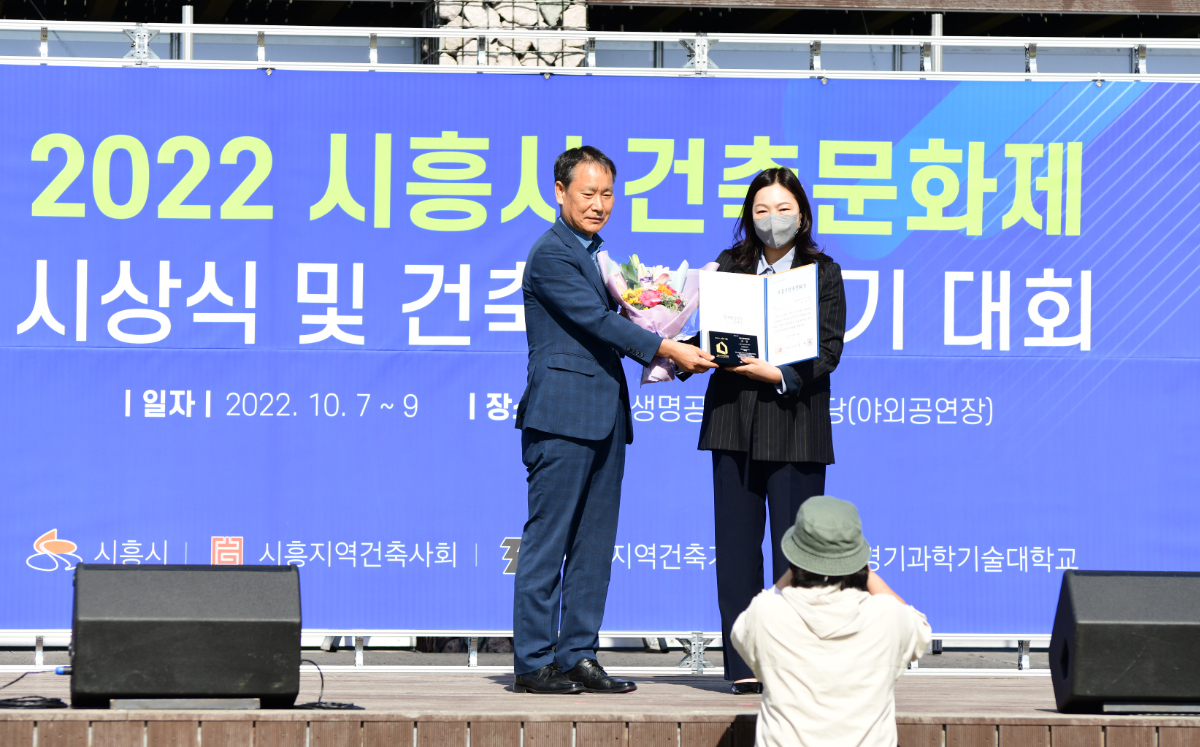 32067045_JQN7Bytr_a4cc0d71f33f41973cd8273552131682b545763f.jpg 이미지크게보기